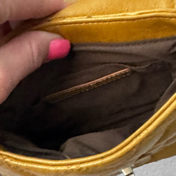 Banana Republic Quilted Leather Crossbody - Picture 4 of 6